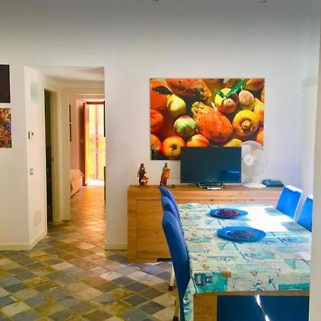 Angelina'S Apartment 체팔루 외부 사진